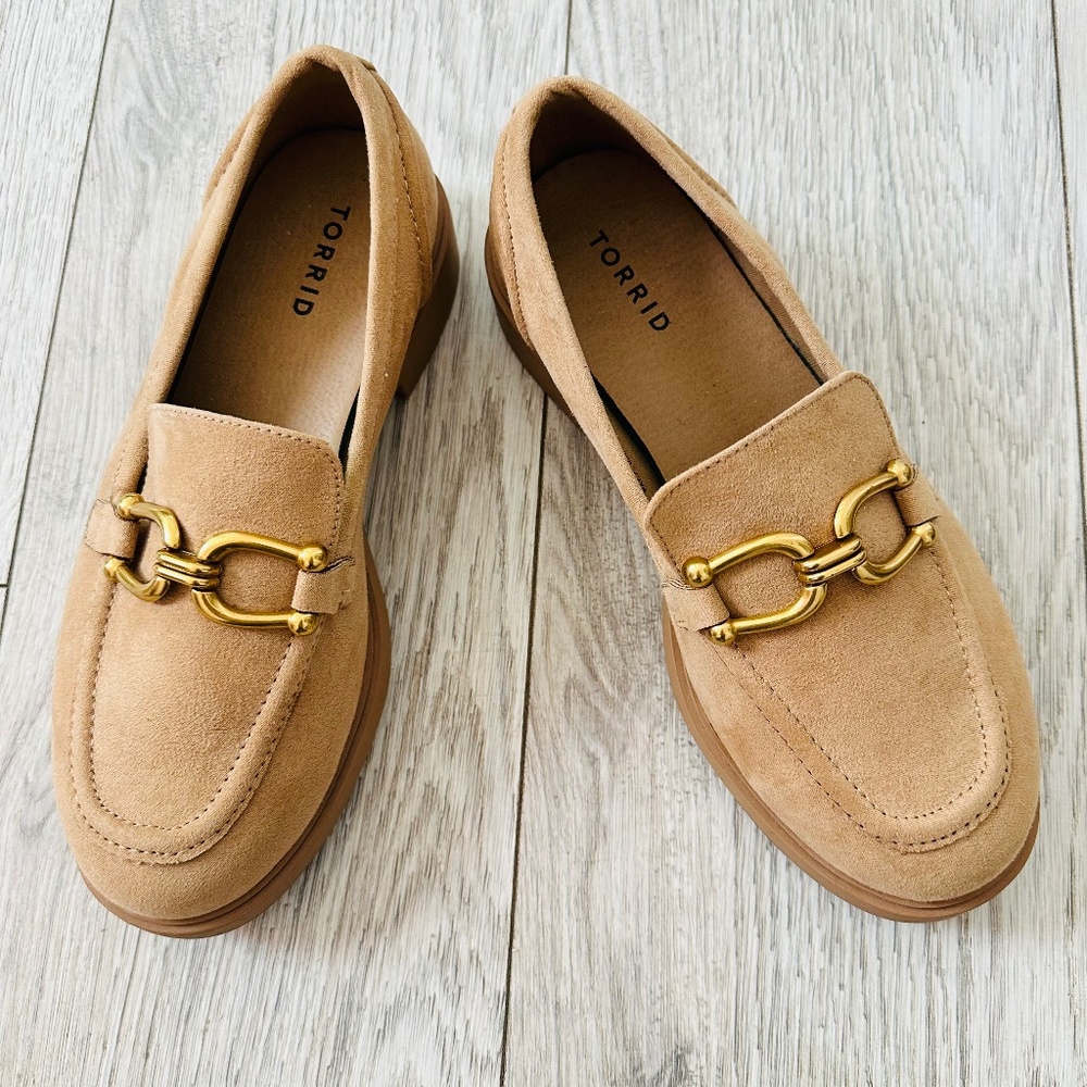 Torrid Double Wide Size 9 WW Faux suede moccasins